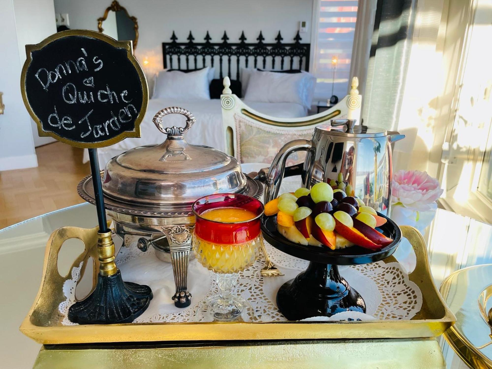 Donna'S Bed & Breakfast White Rock Bagian luar foto