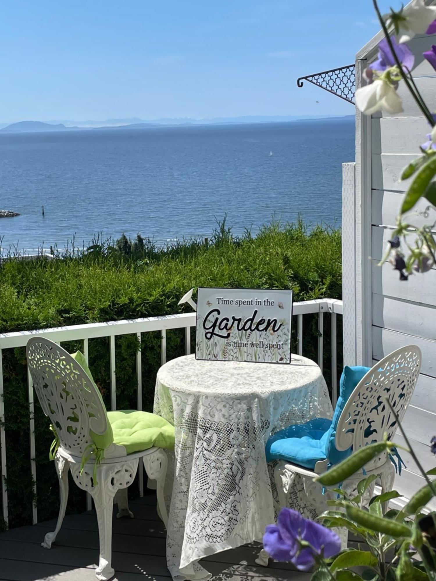 Donna'S Bed & Breakfast White Rock Bagian luar foto