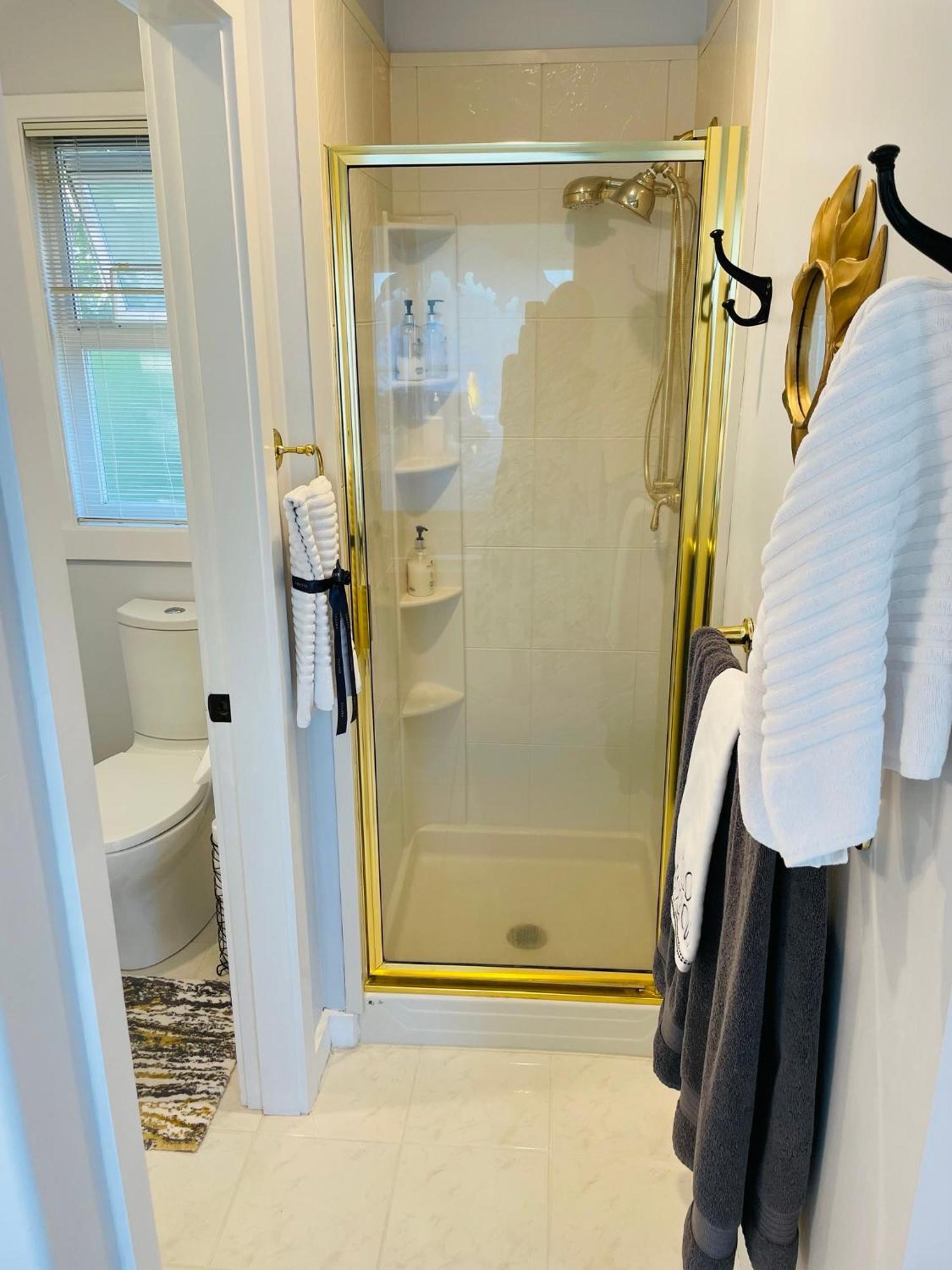 Donna'S Bed & Breakfast White Rock Bagian luar foto